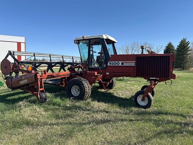 Image of Hesston 8100 equipment image 2