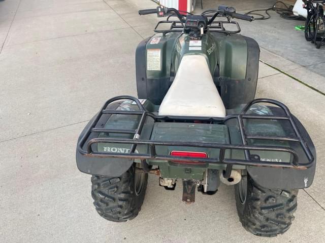 Image of Honda 300 equipment image 3