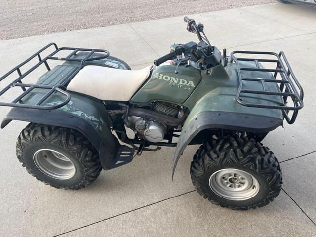 Image of Honda 300 equipment image 1