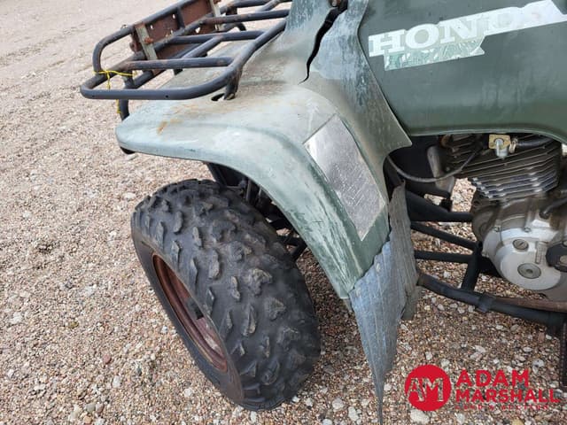 Image of Honda TRX300 equipment image 4