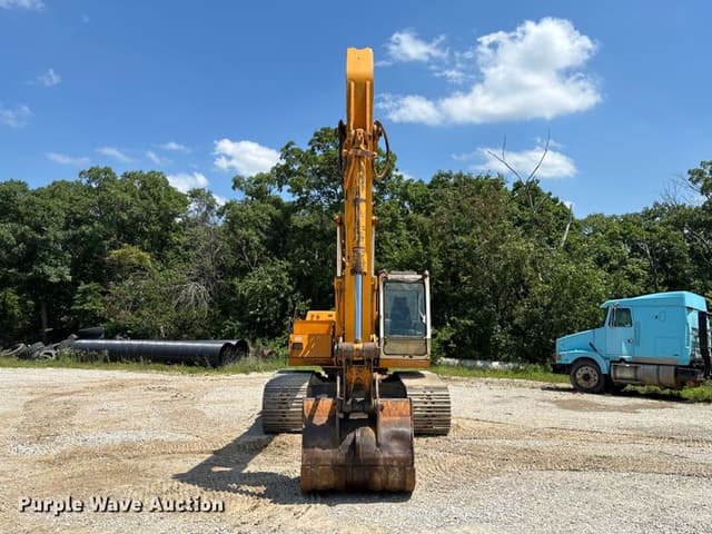 Image of Hyundai 200LC equipment image 1