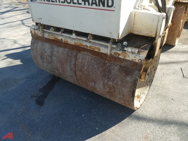 Image of Ingersoll Rand DD-32 equipment image 2