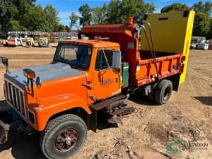 1995 International 2554 Image