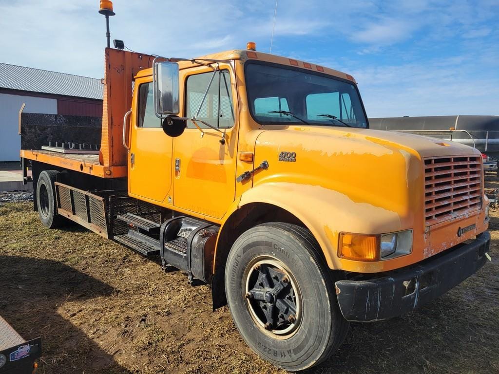 Main image International 4700