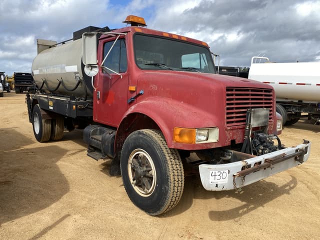 Image of International 4700 equipment image 3