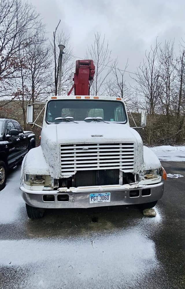 Image of International 4700 equipment image 3