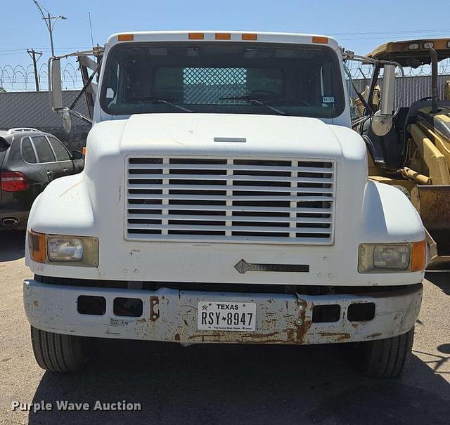 Image of International 4700 equipment image 1