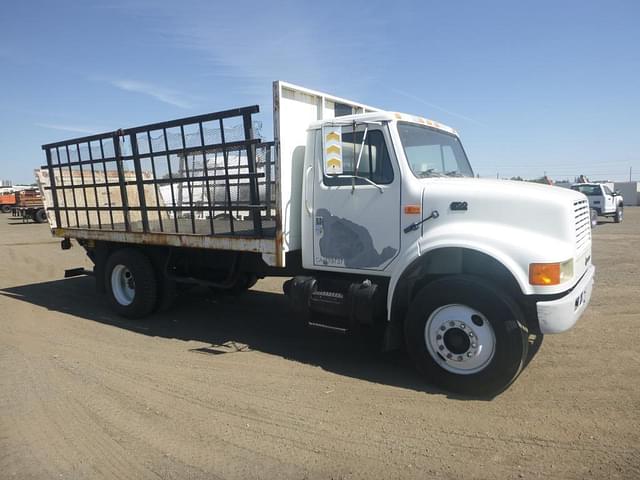 Image of International 4700 equipment image 1