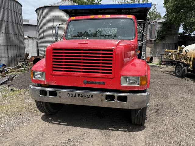 Image of International 4700 equipment image 3