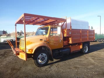 Main image International 4700