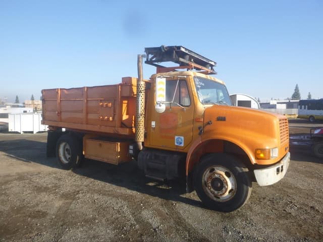 Image of International 4700 equipment image 1