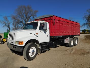 Main image International 4900