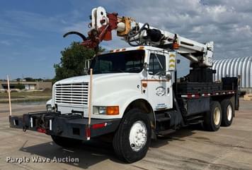 Main image International 4900