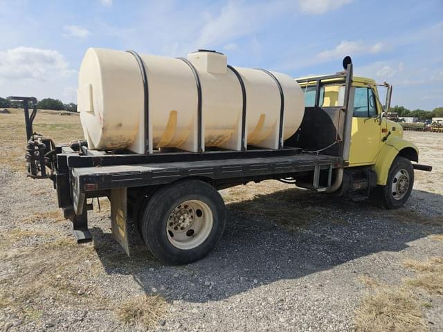 Image of International 4900 DT466 equipment image 4