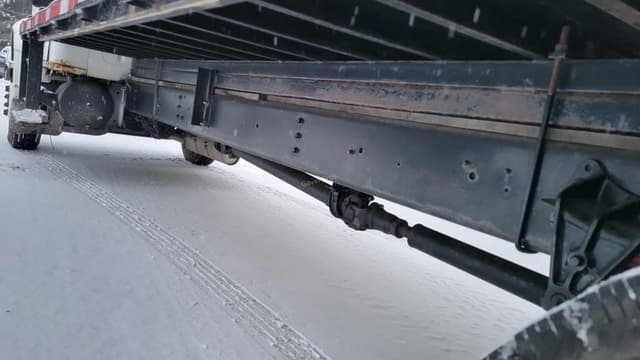 Image of International 4900 equipment image 2