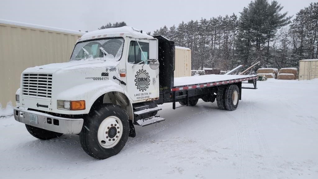 1995 International 4900 Image