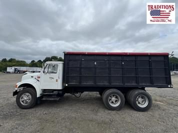 Main image International 4900