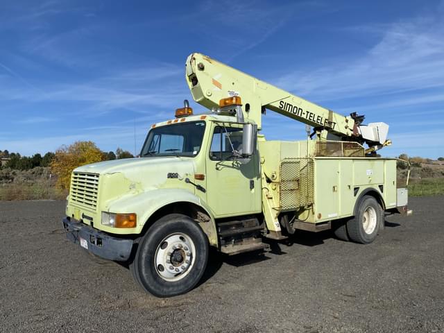 Image of International 4900 equipment image 1