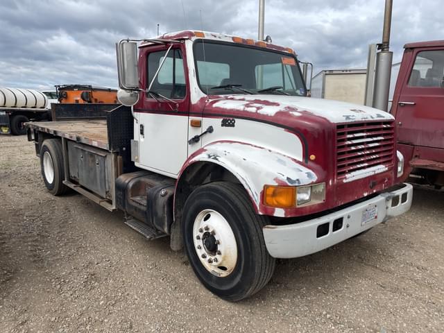 Image of International 4900 equipment image 3
