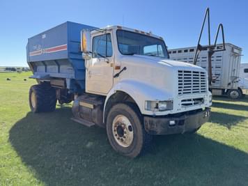 Main image International 8100