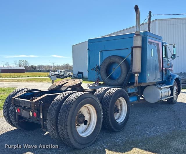 Image of International 9200 equipment image 4