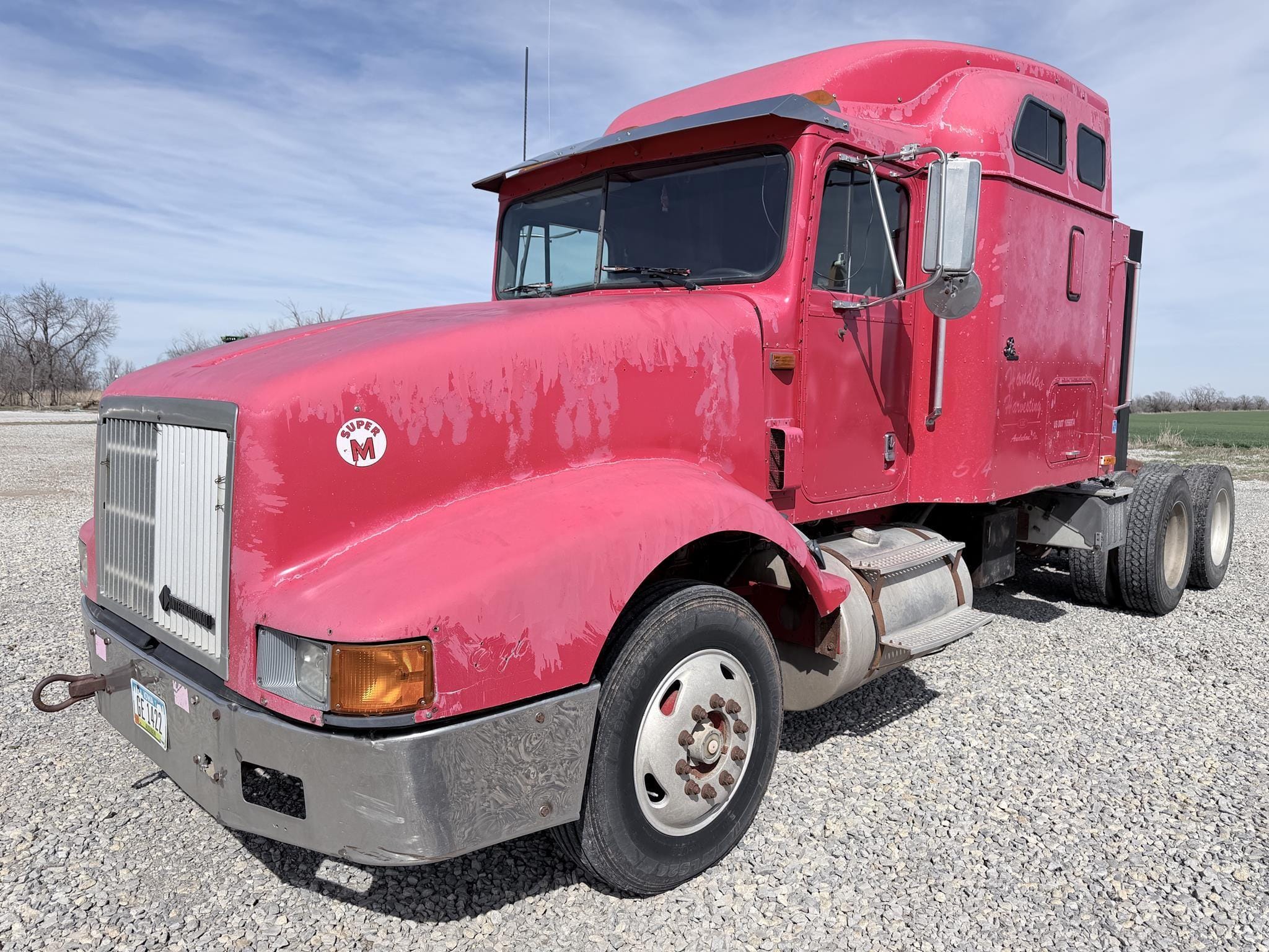 1995 International 9400 Equipment Image0