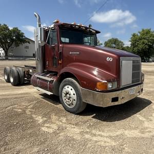 1995 International 9400 Image