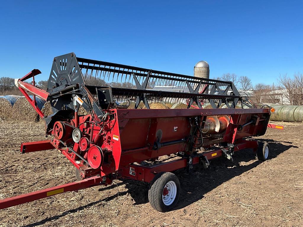 Tractor Zoom - 1995 International Harvester 1020