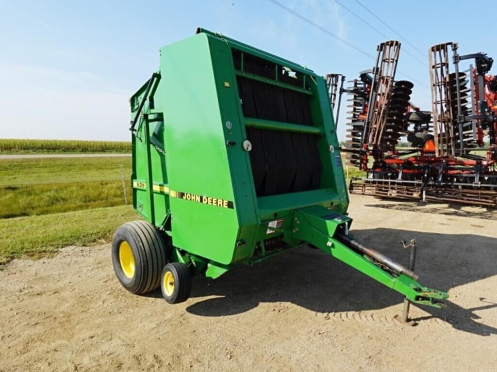 Image of John Deere 535 Primary image