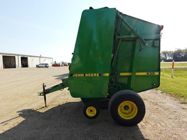 Image of John Deere 535 equipment image 2