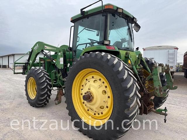 Image of John Deere 8300 equipment image 1