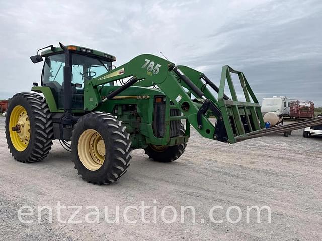 Image of John Deere 8300 equipment image 3