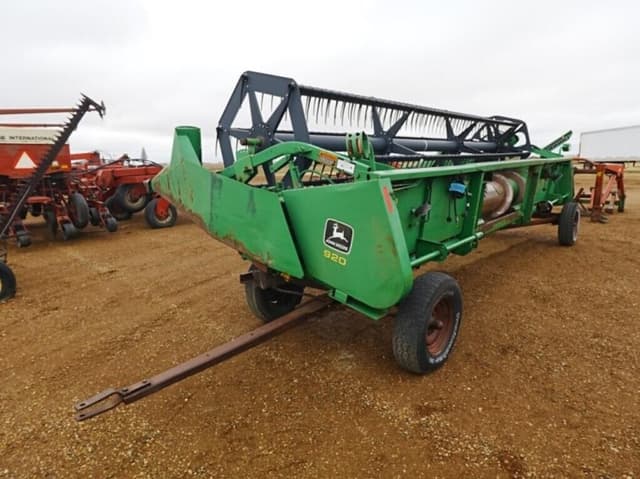 Image of John Deere 920 equipment image 1