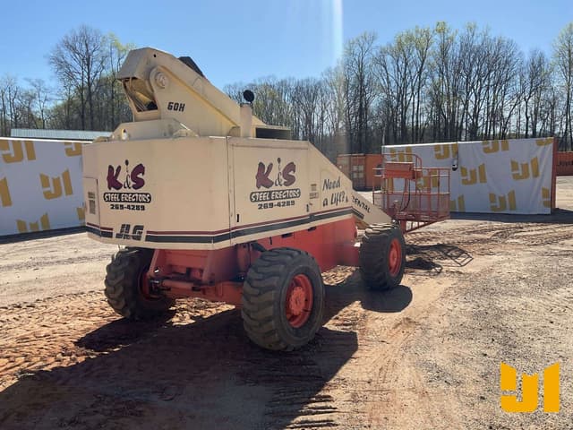 Image of JLG 60H equipment image 4