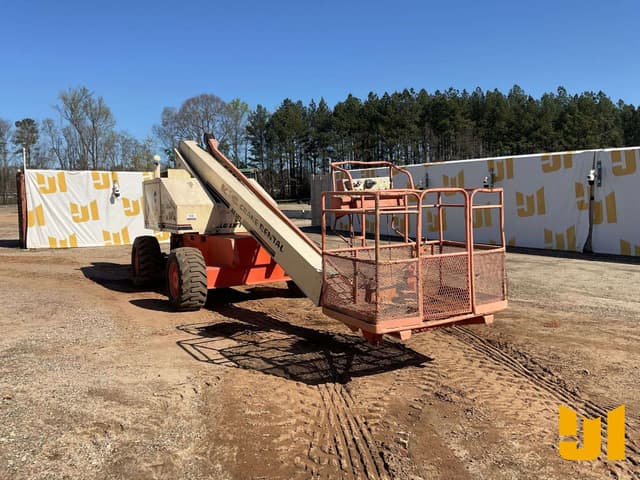 Image of JLG 60H equipment image 2