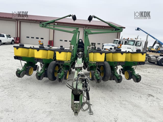 Image of John Deere 1760 equipment image 1