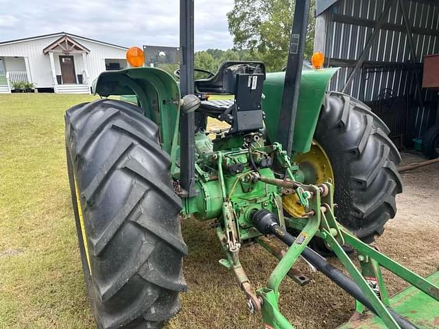 Image of John Deere 2755 equipment image 3