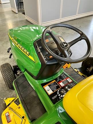 Thumbnail image John Deere 325 6