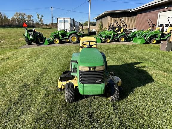 Image of John Deere 345 equipment image 2