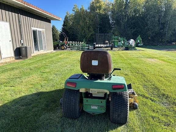 Image of John Deere 345 equipment image 3