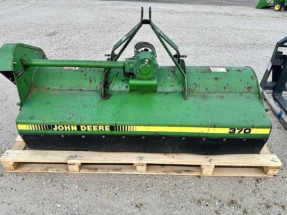 Image of John Deere 370 Primary image