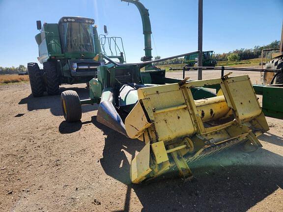 Image of John Deere 3970 equipment image 2