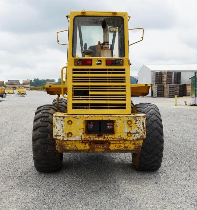 Image of John Deere 444G equipment image 4