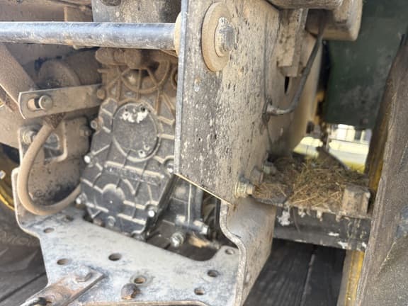 Image of John Deere 445 equipment image 3