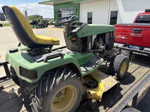 Image of John Deere 445 equipment image 1