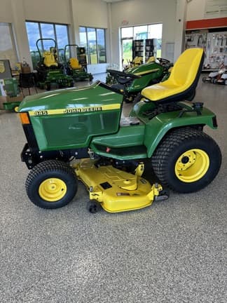 Image of John Deere 445 equipment image 1