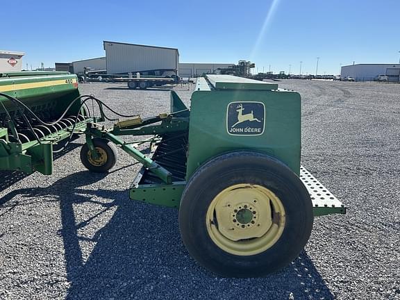 Image of John Deere 450 equipment image 4