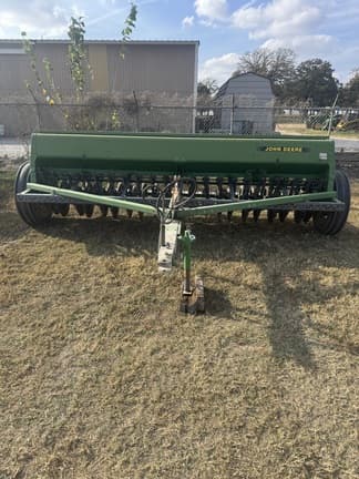 Image of John Deere 450 equipment image 1