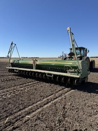 Image of John Deere 455 equipment image 3
