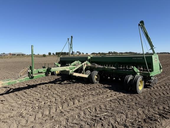 Image of John Deere 455 equipment image 1